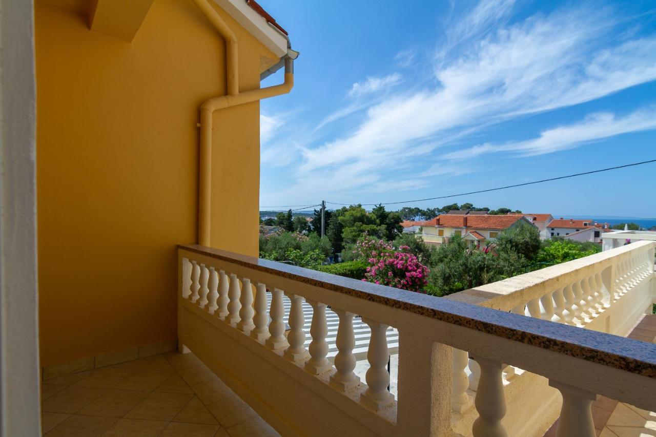 Apartman Haus Maja Banjol Exterior photo